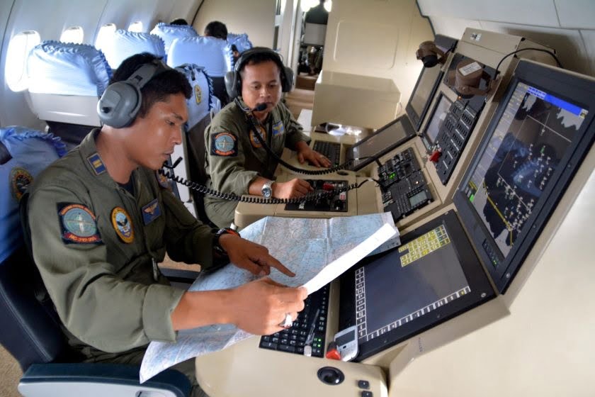 Second Day of Search Ends, No Sign of Missing Flight