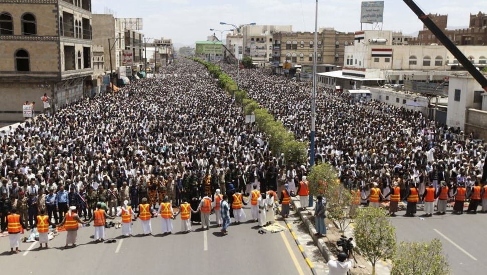yemen protest houthi1