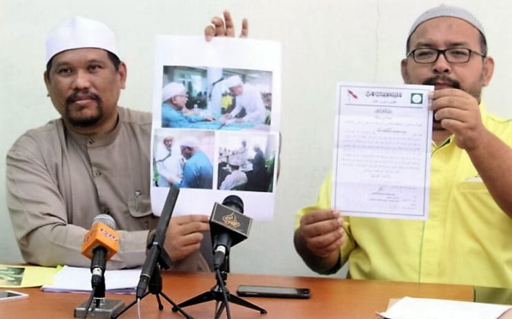 desak RB letak jawatan