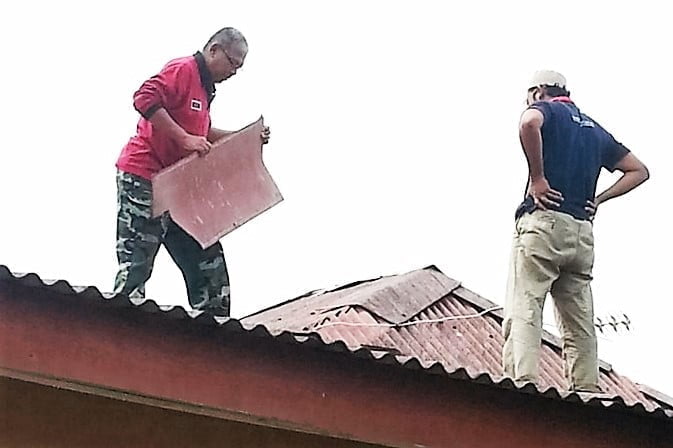 YB Chukai Baiki rumah Meriam (2)