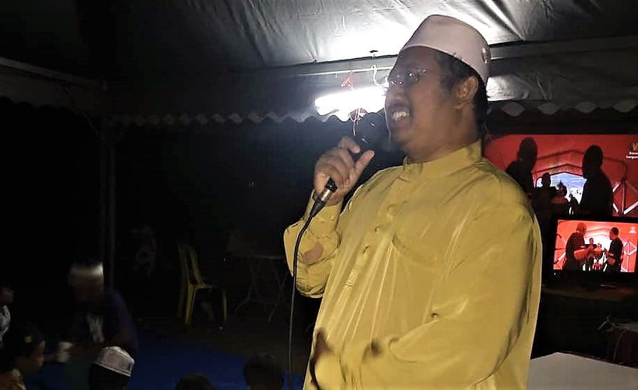 Tingkatkan Prestasi Pasukan Bola Sepak Terengganu