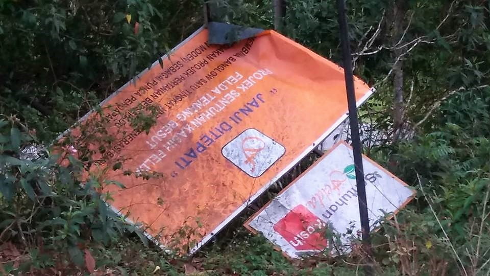 papan tanda Felda Tenang
