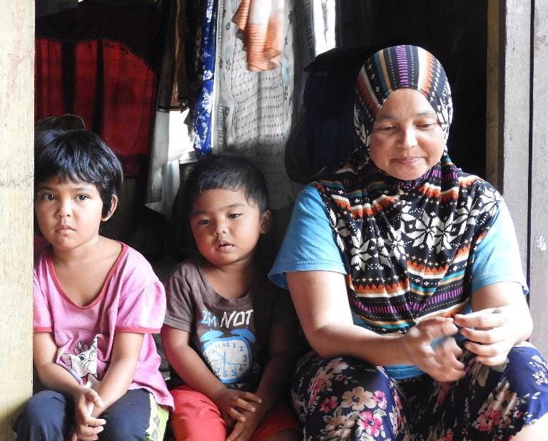 “Baju Ada Dah, Tapi Dok Leh Gi Sekolah”