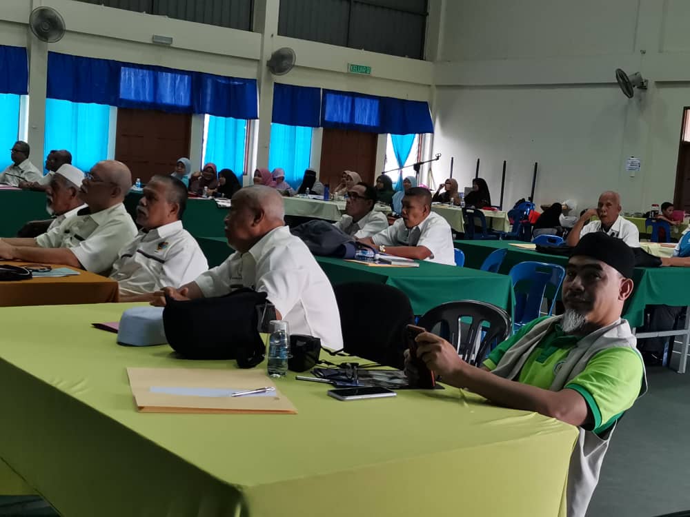 Veteran Sahut Cabaran Pelajari Media
