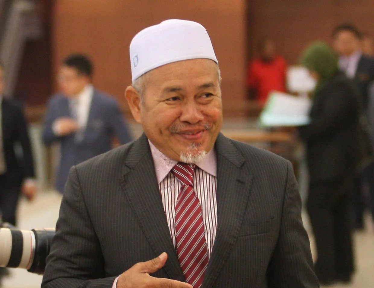 PAS Deputy President Tuan Ibrahim Leaves Anwar Defamation Suit To Lawyers