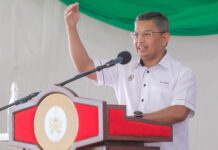 “Negeri yang berdegar-degar syarah, duit gaji minta kat saya…”