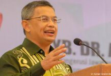 Apa usaha Kerajaan Terengganu untuk mengurangkan kebergantungan kepada hasil minyak?