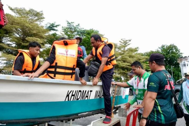 KHIDMAT Tanpa Imbuhan