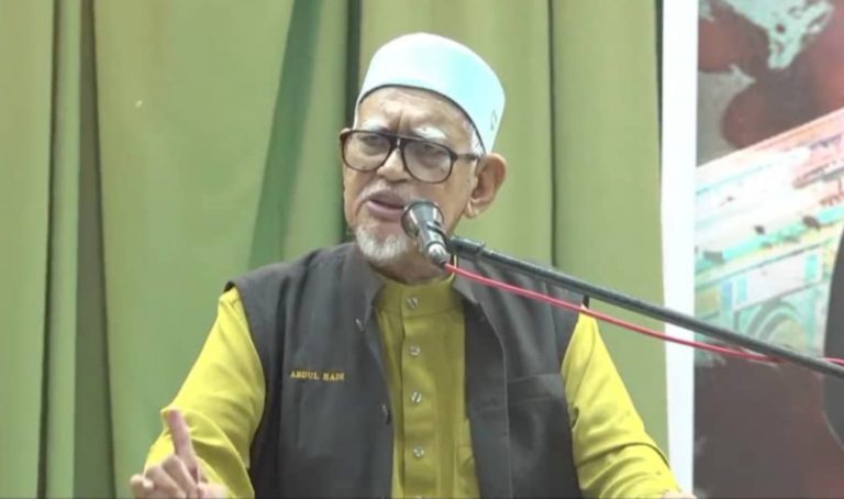 Sanggup Bekerjasama Dengan DAP, Takut Pertahan Islam