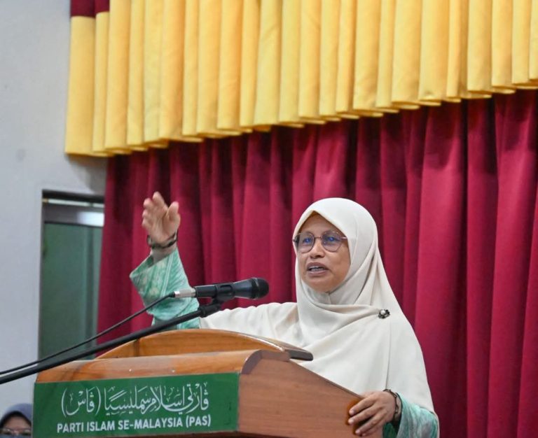 Muslimat Muda Kena Tampil Aktif