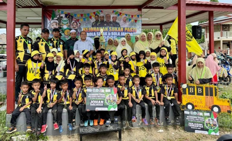 Batu Buruk Sapu Bersih Sukan PASTI Kuala Terengganu