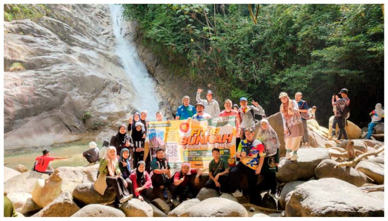 Hiking Lata Berangin Perkasa Pelancongan Hijau