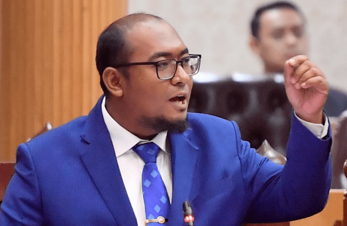 YB Dr Tengku Muhammad Fakhruddin1