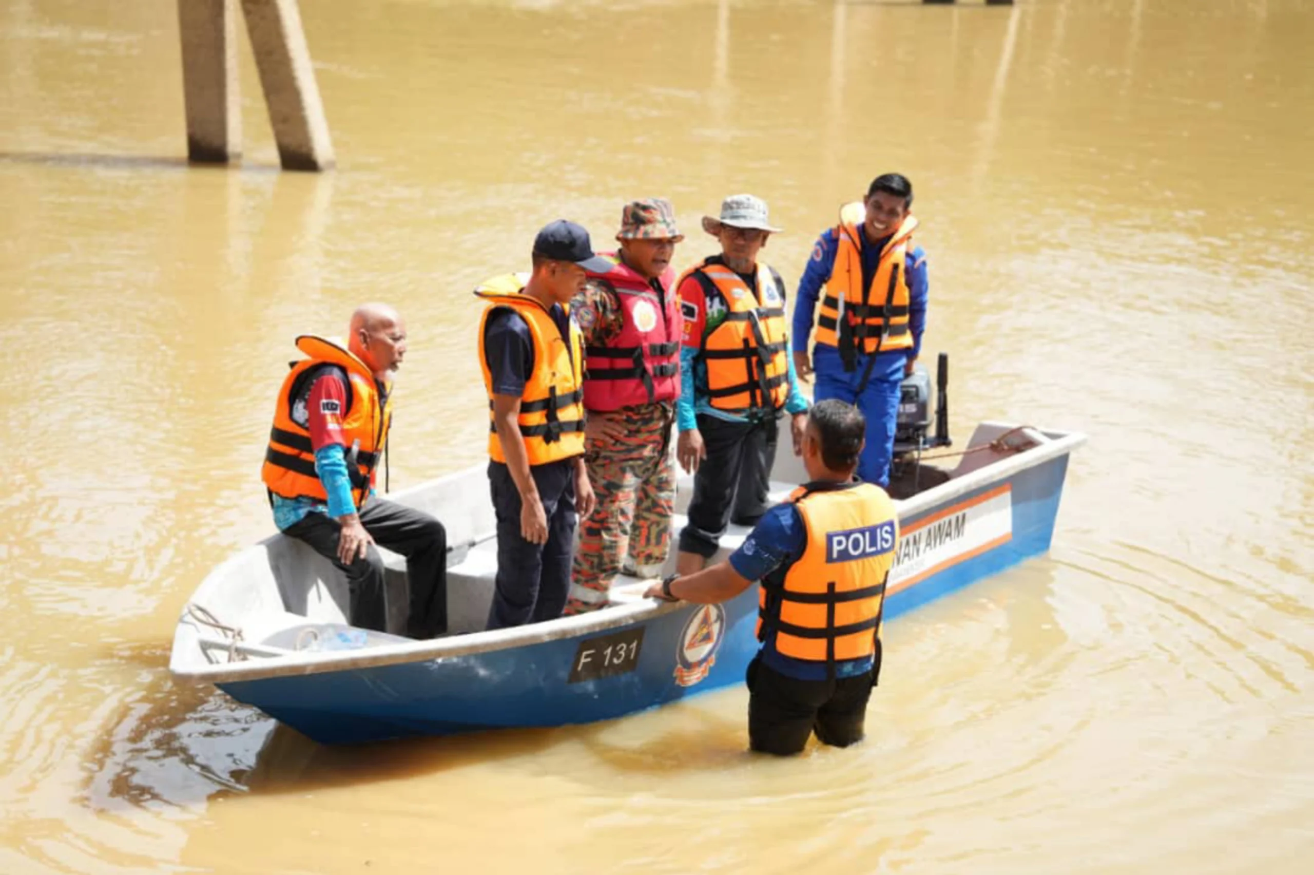Simulasi Banjir: Bersiap Siaga Hadapi Bencana Luar Biasa