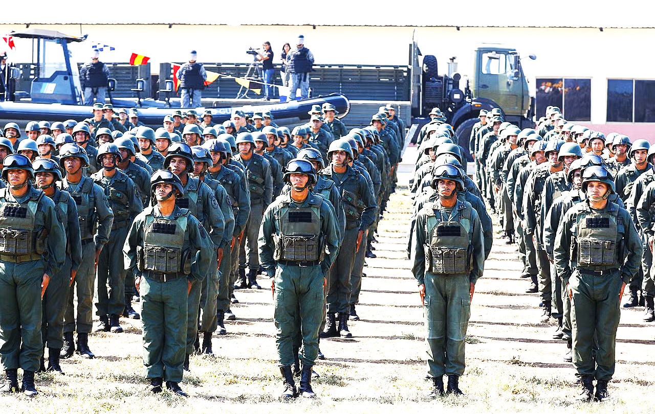 Venezuela Buat ‘Kerahan Besar-Besaran’ Tenteranya Untuk Hadapi Serangan AS