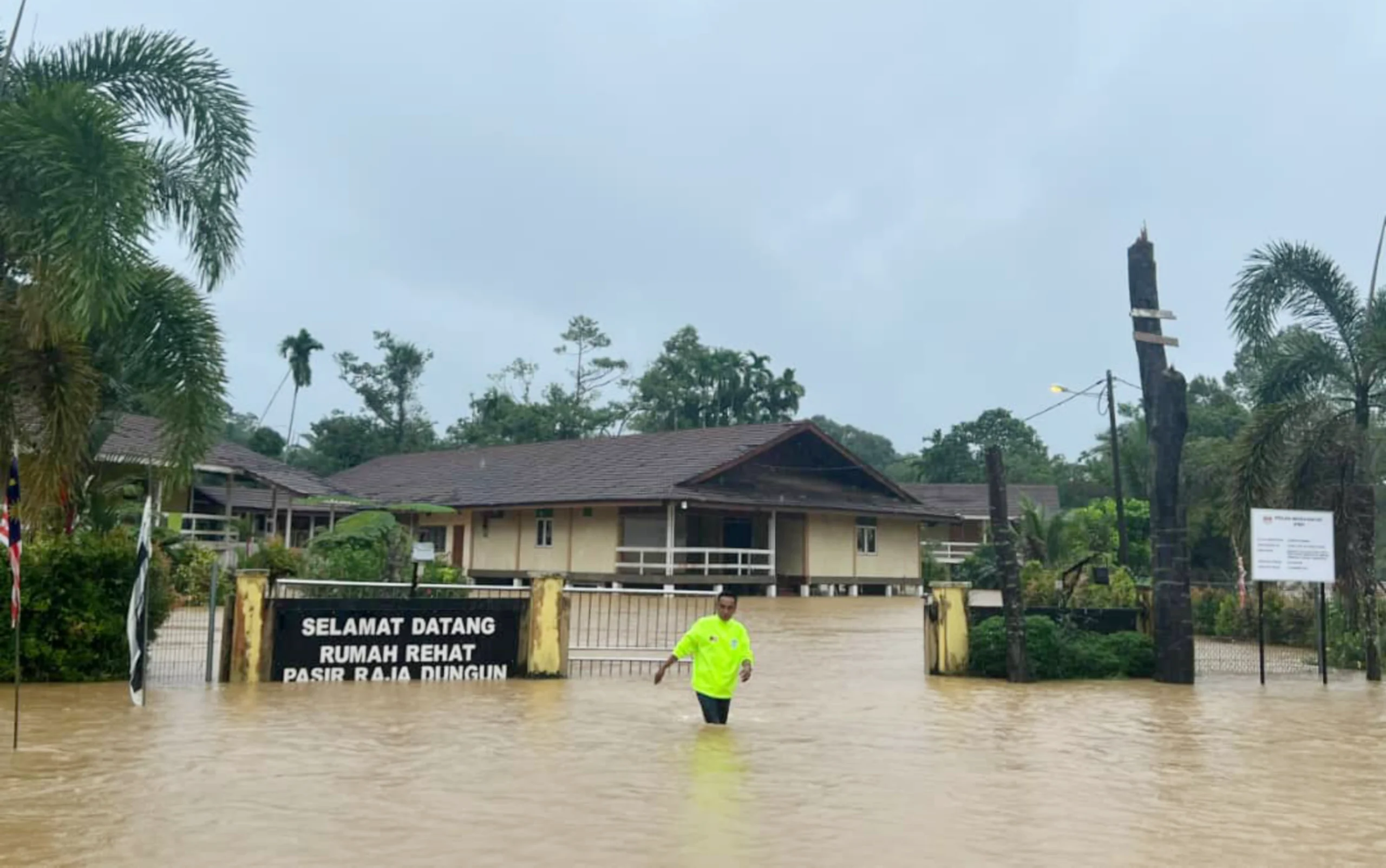 Hulu Dungun Mula Banjir