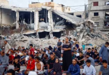 Penduduk Gaza Solat Sunat Aidiladha Di antara Runtuhan