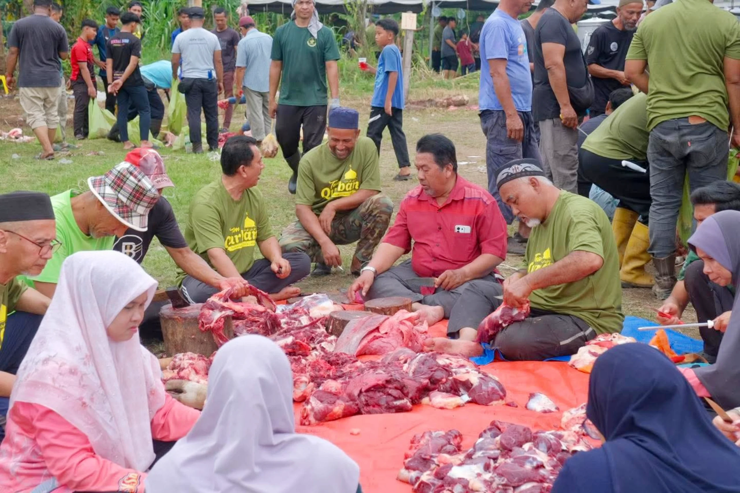 Korban Perdana DUN Bandar Santuni Penduduk Melalui Agihan Daging Korban
