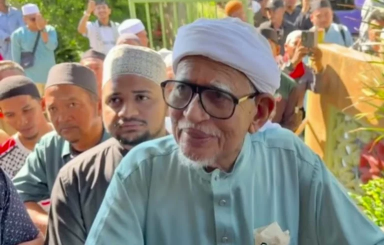 PAS Tidak ‘Pecat’ Bersatu
