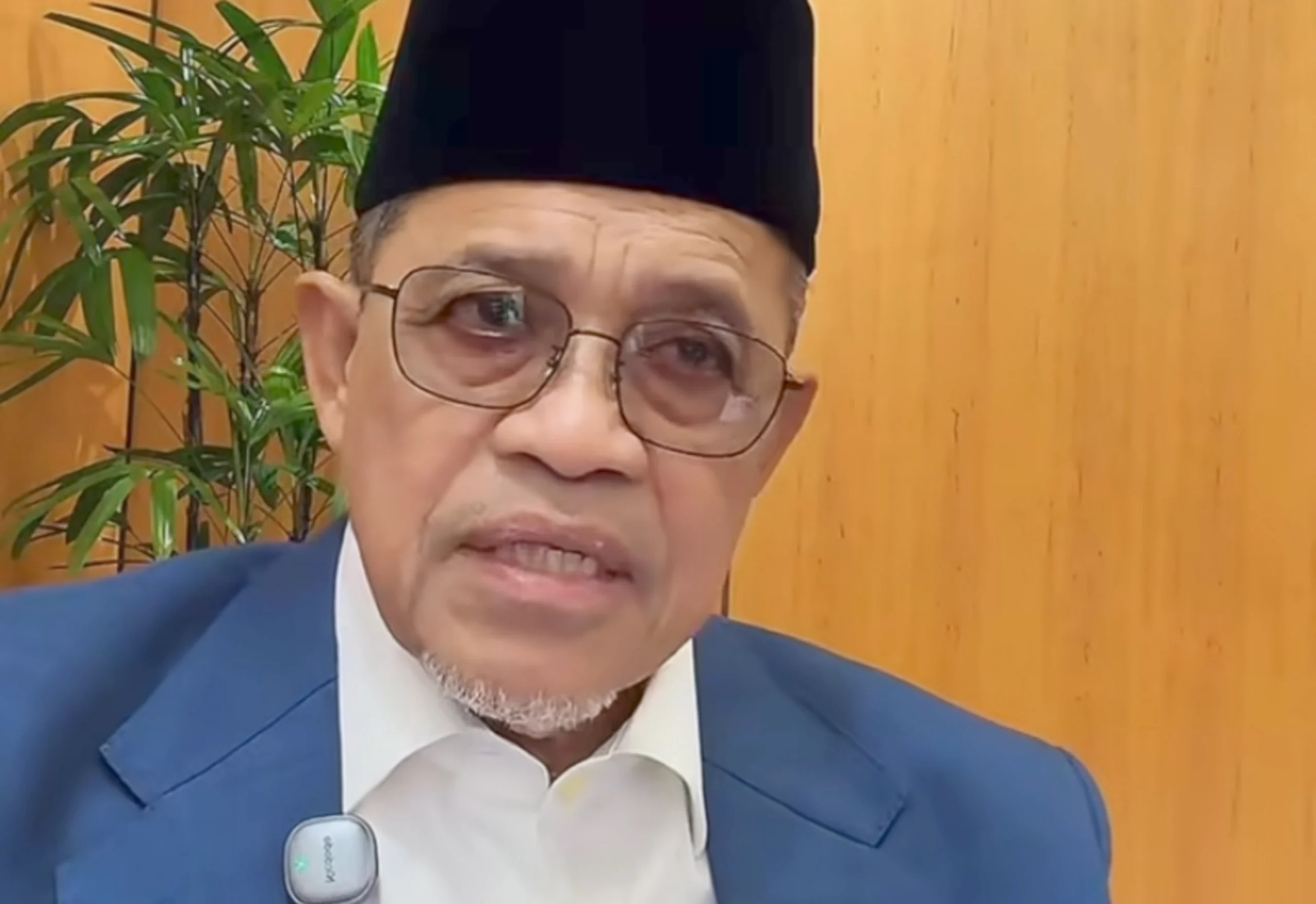 NS polls: Choose freely, don’t be influenced by govt leaders, early voters told