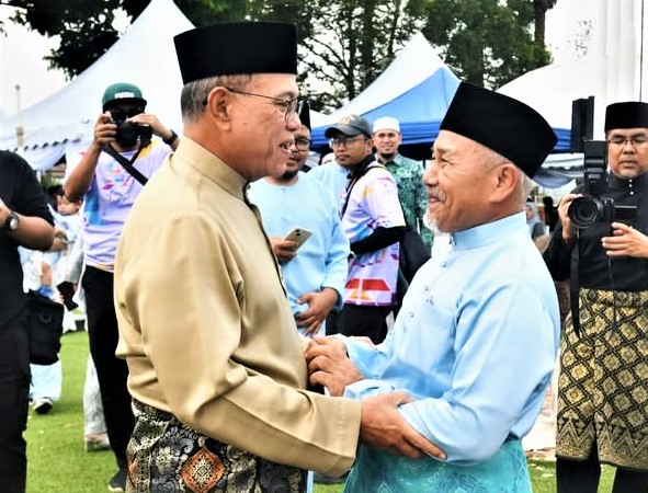 Pahang Umno Open To Working With PAS, Says Wan Rosdy