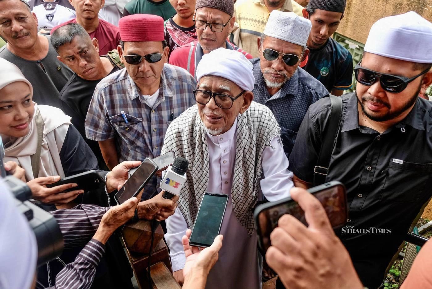 Ustaz Hadi Insists PM Should Have Attended TH RCI Parliamentary Sitting