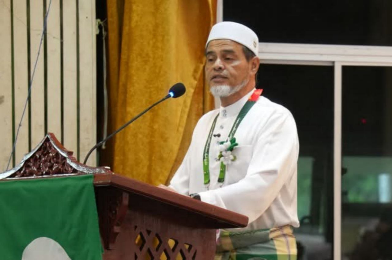 Politik Berkhidmat Tidak Bermusim