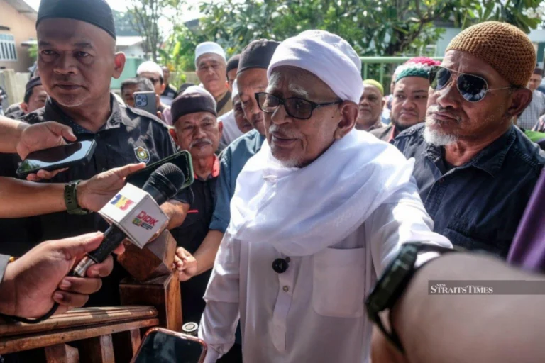 Door to PAS-Bersatu Reconciliation losed