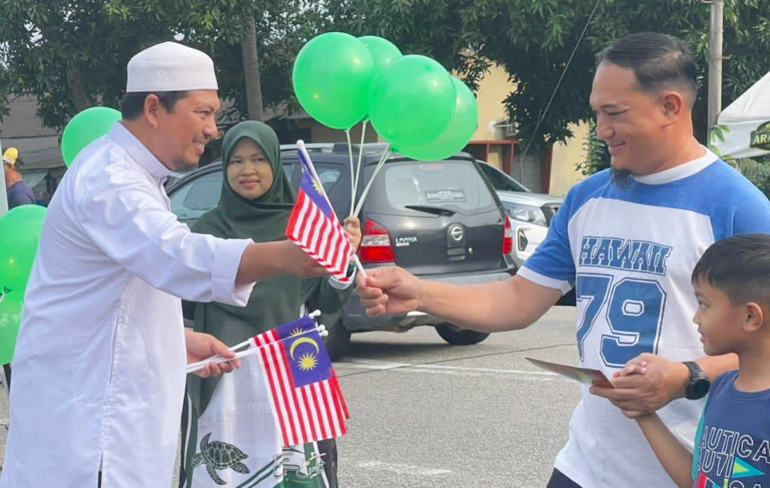 ‘Mega Street’ Siasah PAS Kemaman Dekati Masyarakat Secara Bersemuka