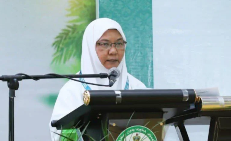 Muslimat Perlu Turun Padang, Bina Kepercayaan Masyarakat
