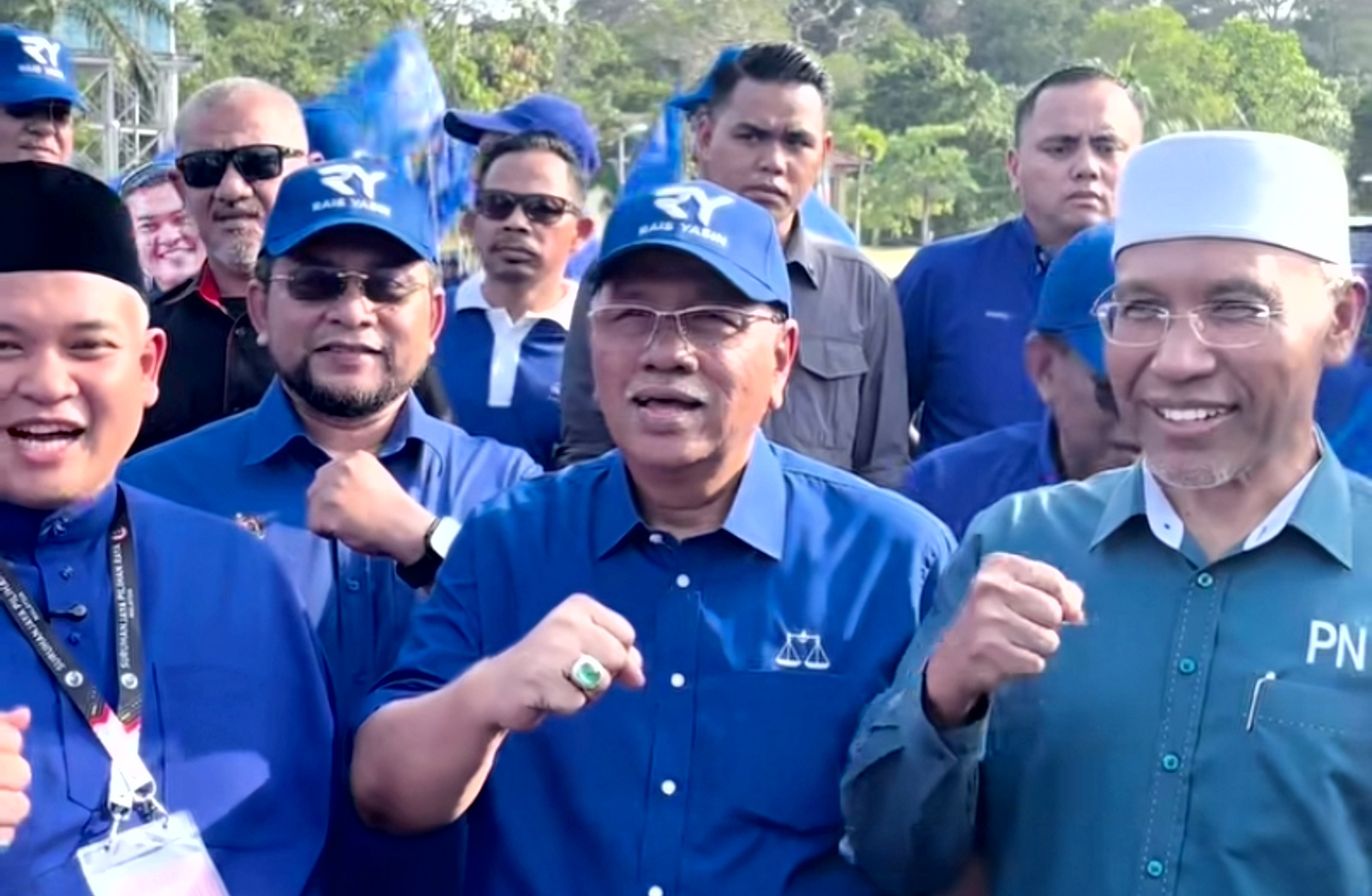 Umno And PAS Must Avoid Disputes And Set Aside Differences